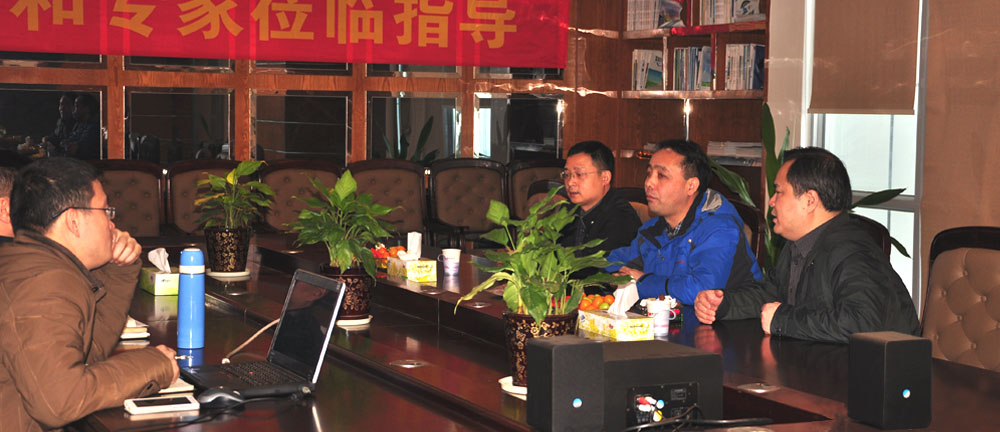 全國電磁計量技術(shù)委員會邵海明秘書長在湖南省計量檢測研究院李慶先副院長的陪同下，蒞臨銀河電氣指導(dǎo)工作