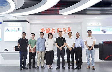 長沙經開區(qū)產業(yè)發(fā)展局領導蒞臨銀河電氣檢查指導